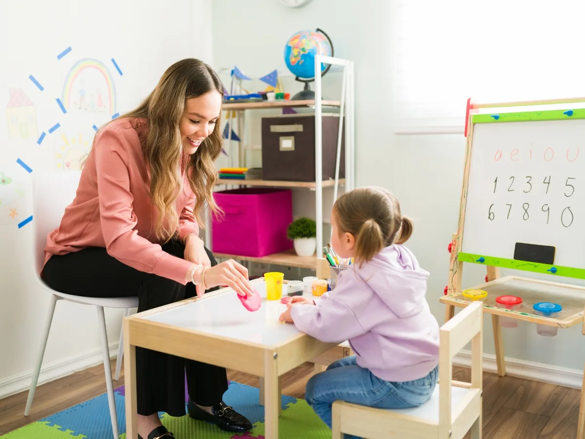 Explicarles en qué consiste la labor del psicólogo Explicarles en que consiste la labor del psicologo